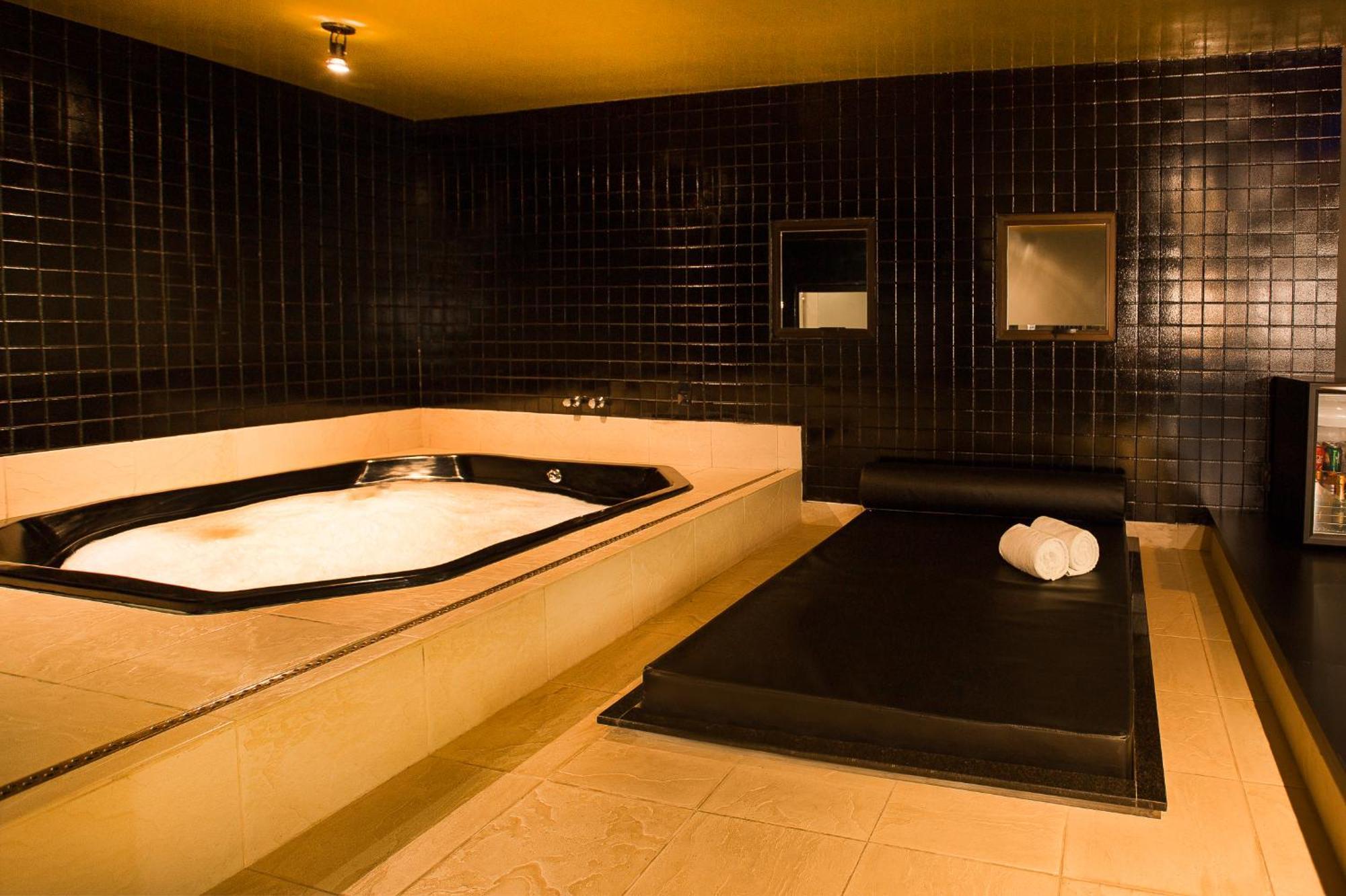 Tout Motel (Adults Only) カンピーナス エクステリア 写真